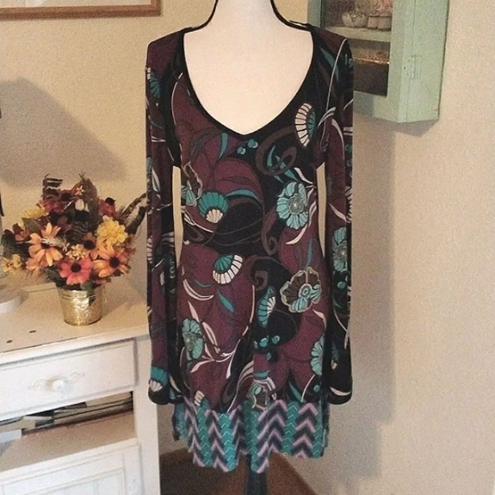 Bisou Bisou Dark Floral Dress